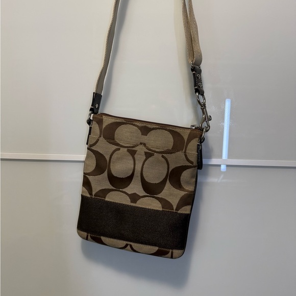 Vintage Y2K Coach Signature Canvas Crossbody Bag - Picture 5 of 7